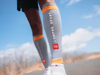 Compressport R2 3.0 Opaski kompresyjne Alloy/Blazing Orange - ziba.pl