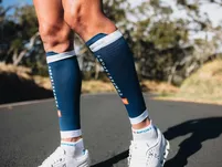 Compressport R2 3.0 Opaski kompresyjne Estate Blue/White - ziba.pl